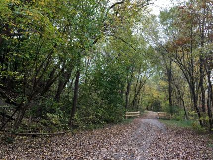 Fox River Trail coming into  ELgin from the north