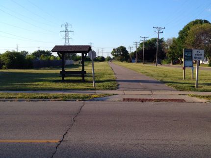 Start of the northern part of the Kenosha Trail