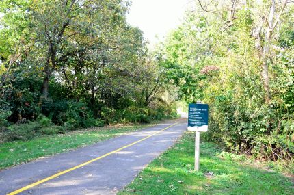 Virgil Gilman Trail east of the Fox River