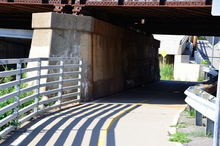 DPRT crossing under Metra Tracks