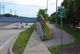 Start of Skokie Valley Trail at Lake Cook Road