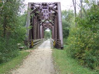 GreatRiverTrail15s.jpg (19882 bytes)