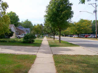 Bike path on Geneva Spur sidewalks