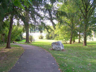 Fox River Trail in Geneva